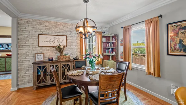 $729,000 | 725 Valle Vista Avenue, Vallejo, CA 94590