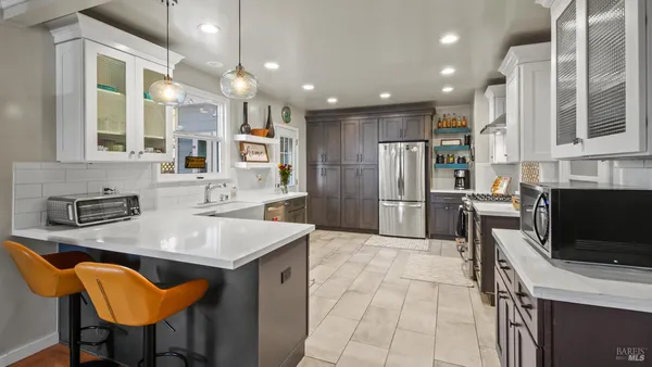 $729,000 | 725 Valle Vista Avenue, Vallejo, CA 94590