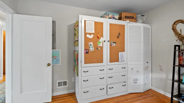 $729,000 | 725 Valle Vista Avenue, Vallejo, CA 94590