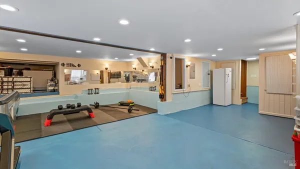 $729,000 | 725 Valle Vista Avenue, Vallejo, CA 94590