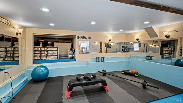 $729,000 | 725 Valle Vista Avenue, Vallejo, CA 94590