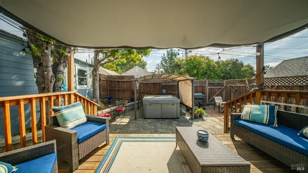 $729,000 | 725 Valle Vista Avenue, Vallejo, CA 94590