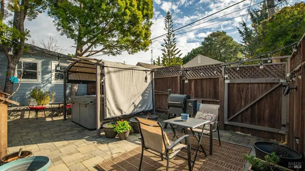 $729,000 | 725 Valle Vista Avenue, Vallejo, CA 94590