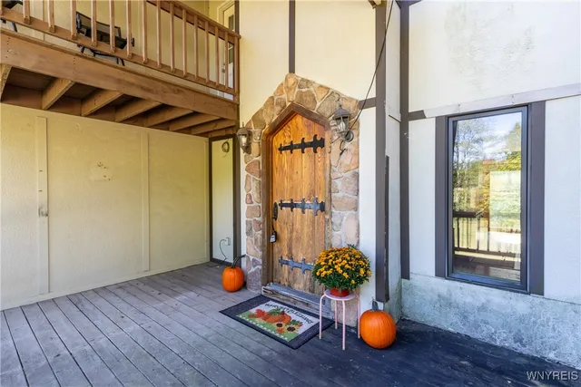 $497,000 | 1442 Boies Road, East Aurora, NY 14052