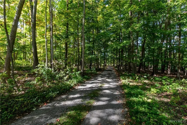 $497,000 | 1442 Boies Road, East Aurora, NY 14052