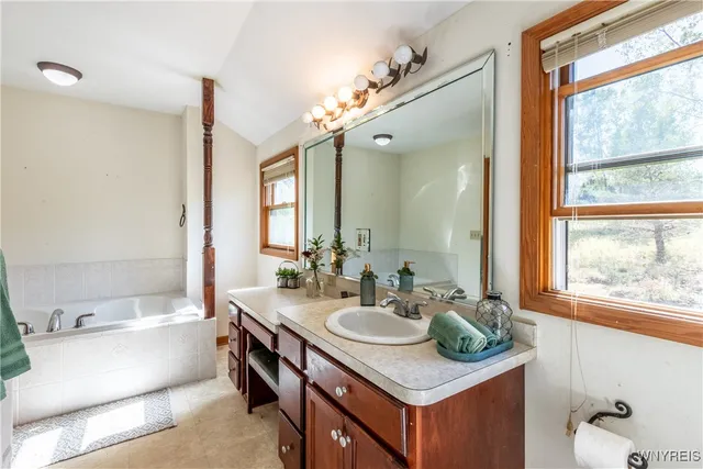 $497,000 | 1442 Boies Road, East Aurora, NY 14052