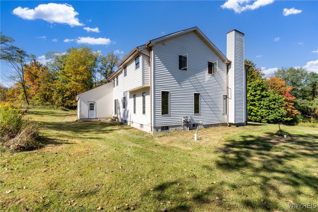 1442 Boies Road East Aurora, NY 14052 - Photo 4 of 47