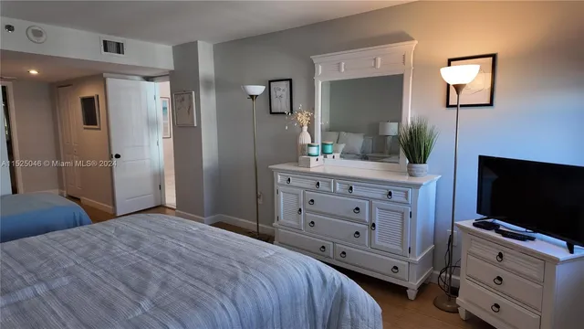 $3,200 | 1201 South Ocean Drive, Unit 1903S, Hollywood, FL 33019