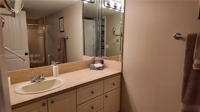 $3,200 | 1201 South Ocean Drive, Unit 1903S, Hollywood, FL 33019