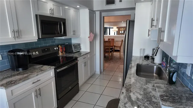 $3,200 | 1201 South Ocean Drive, Unit 1903S, Hollywood, FL 33019