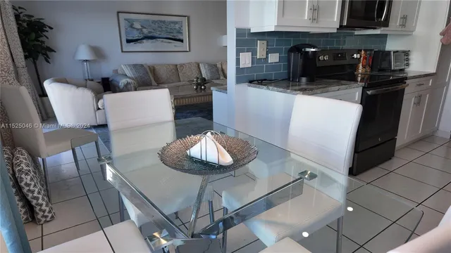 $3,200 | 1201 South Ocean Drive, Unit 1903S, Hollywood, FL 33019