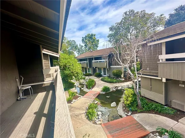 $2,000 | 140 Streamwood, Irvine, CA 92620