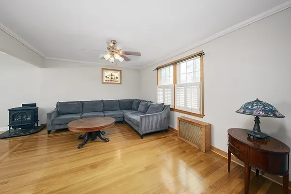 $649,900 | 64 Livingstone Avenue, Beverly, MA 01915