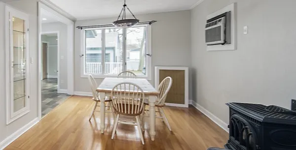 $649,900 | 64 Livingstone Avenue, Beverly, MA 01915