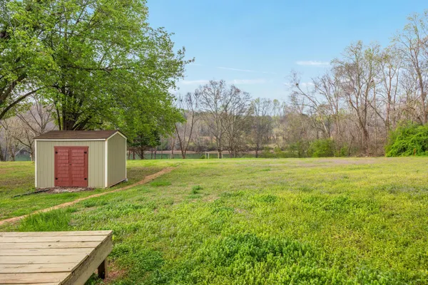 $425,000 | 749 Riverbend Trail Northeast, Charleston, TN 37310