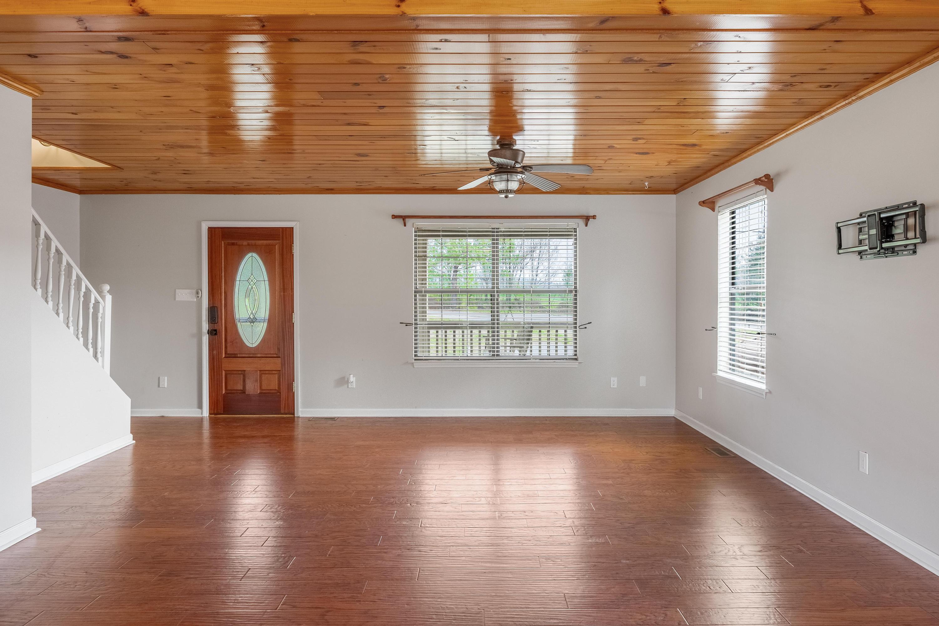 749 Riverbend Trail Northeast Charleston, TN 37310 - Photo 2 of 21 2