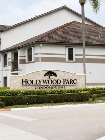 $1,700 | 540 South Park Road, Unit 1109, Hollywood, FL 33021