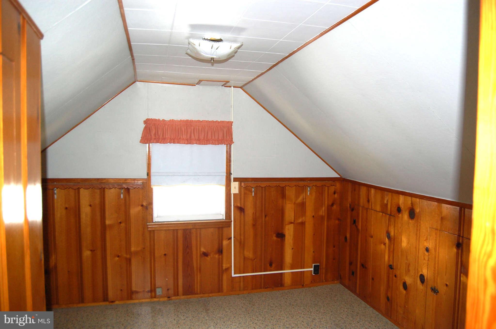 1717 Brookview Road Baltimore, MD 21222 - Photo 6 of 11 Bedroom