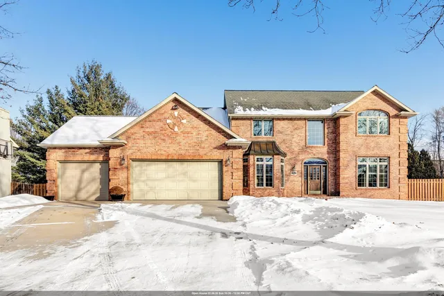 $680,000 | 1935 West Telemark Circle, Green Bay, WI 54313
