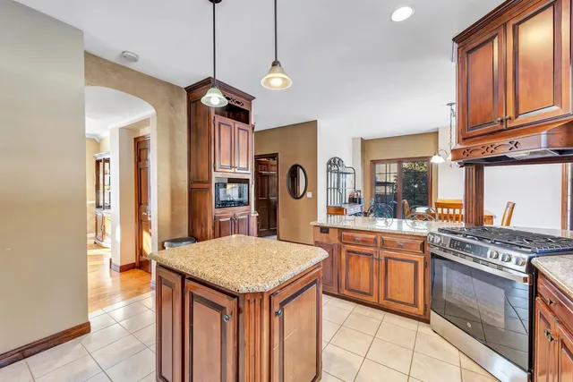 $680,000 | 1935 West Telemark Circle, Green Bay, WI 54313