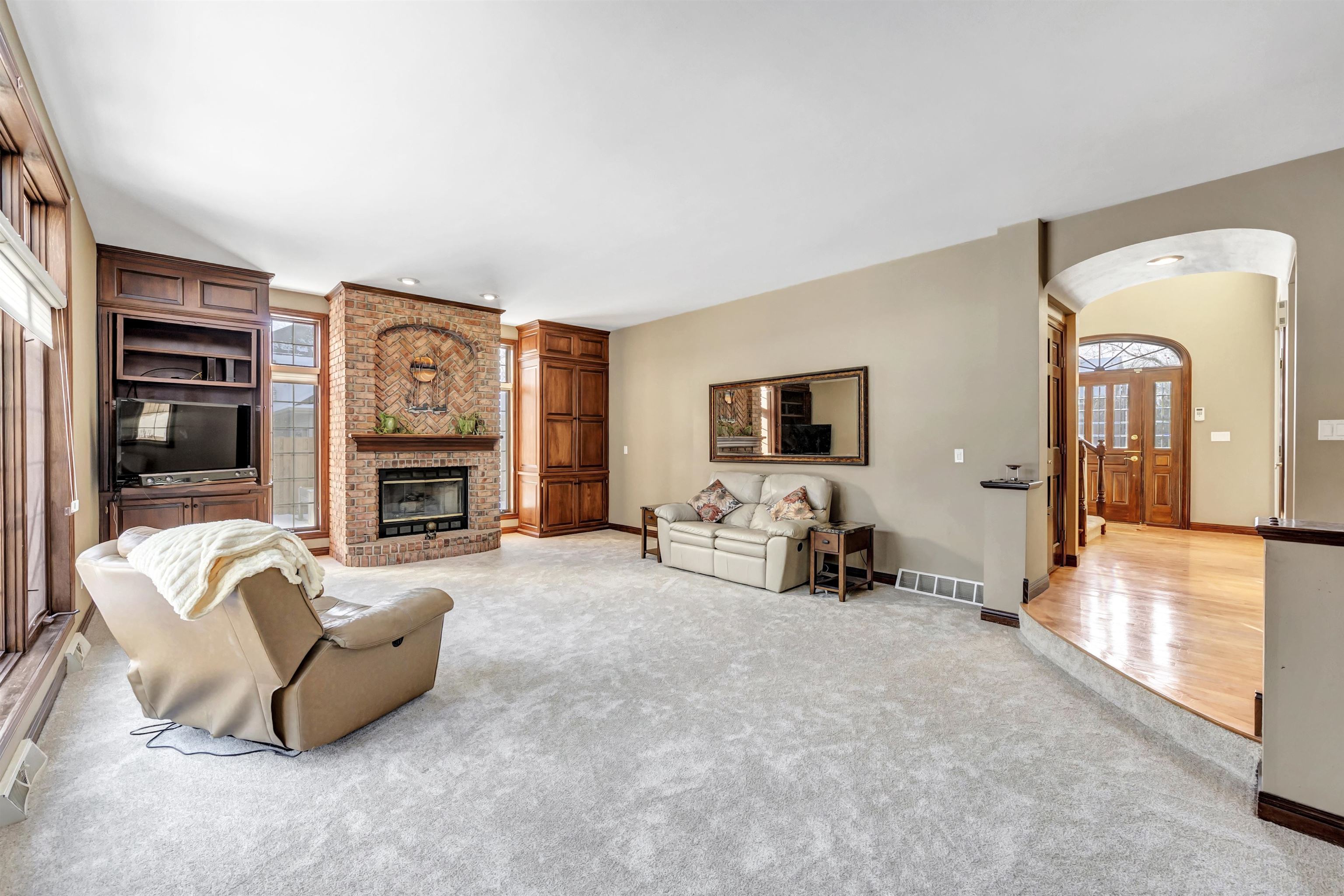 1935 West Telemark Circle Green Bay, WI 54313 - Photo 13 of 56