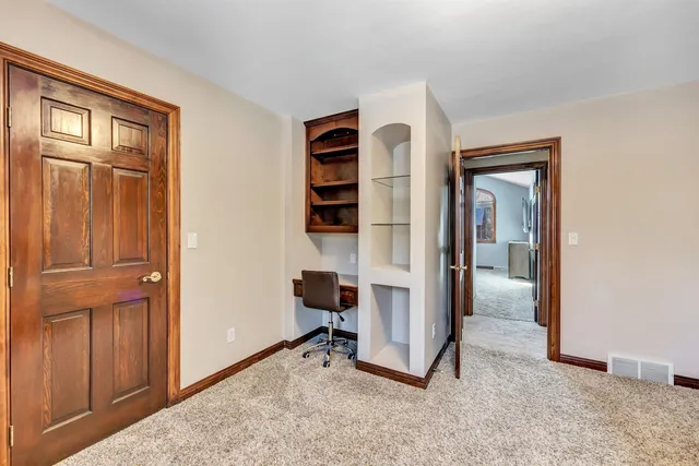 $680,000 | 1935 West Telemark Circle, Green Bay, WI 54313