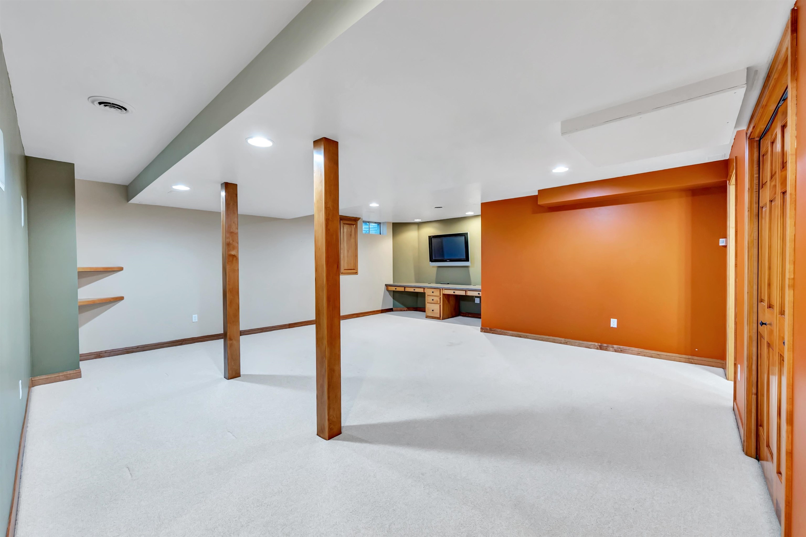 1935 West Telemark Circle Green Bay, WI 54313 - Photo 32 of 56