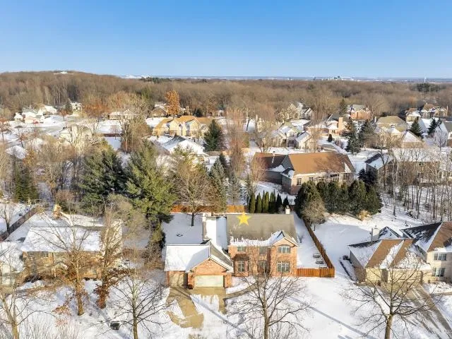 $680,000 | 1935 West Telemark Circle, Green Bay, WI 54313