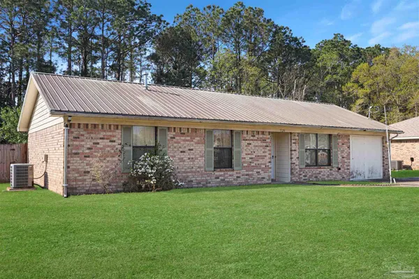 $225,000 | 7725 West Jackson Street, Pensacola, FL 32506