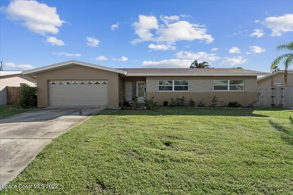 $3,600 | 215 Marion Street, Indian Harbour Beach, FL 32937