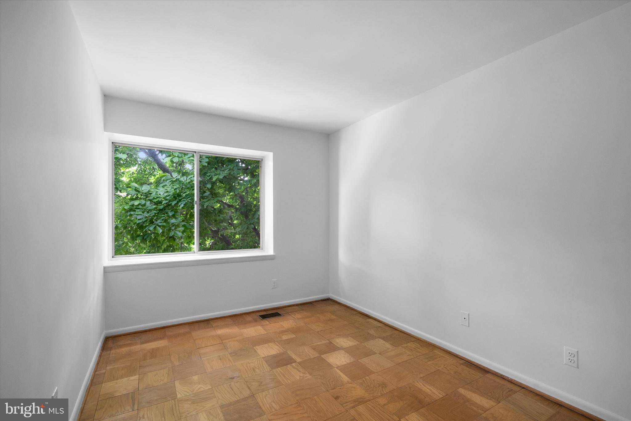 514 West Deer Park Road, Unit 18F Gaithersburg, MD 20877 - Photo 13 of 30