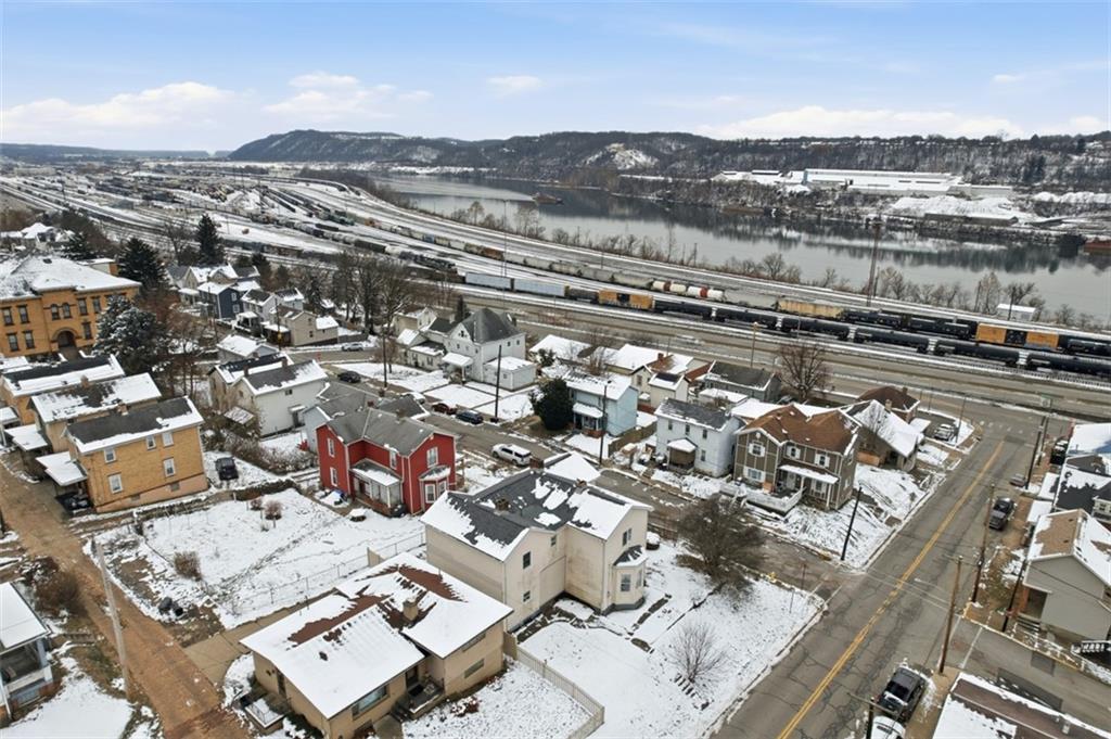 901 4th Avenue Freedom, PA 15042 - Photo 45 of 49 an aerial view of a city