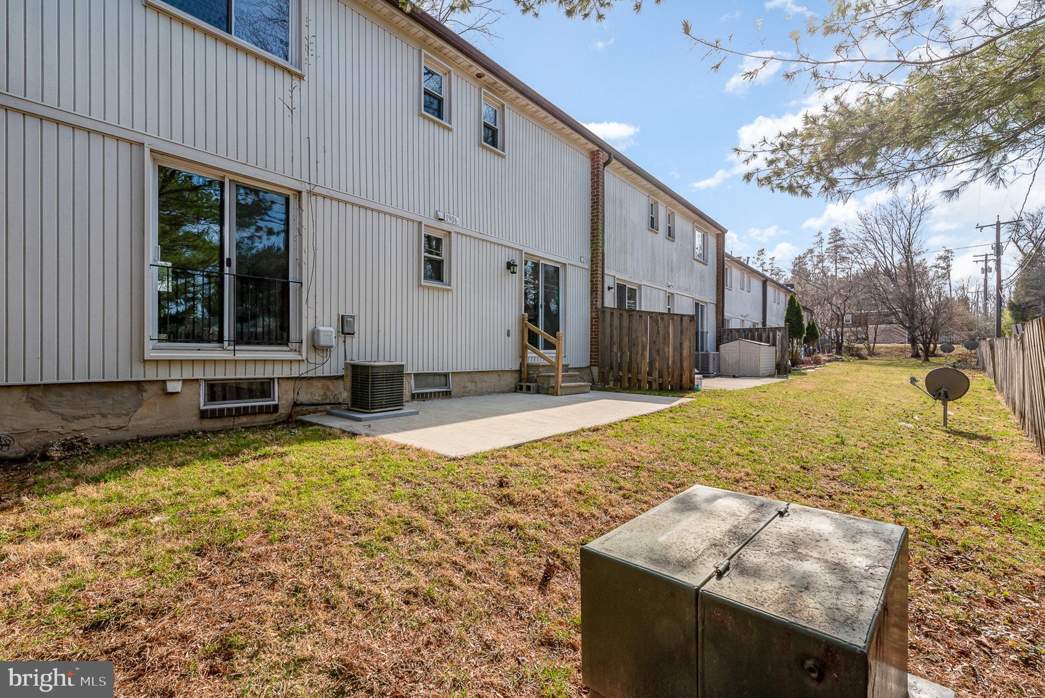 1906 Greenberry Road Baltimore, MD 21209 - Photo 22 of 28 Gallery Image 22