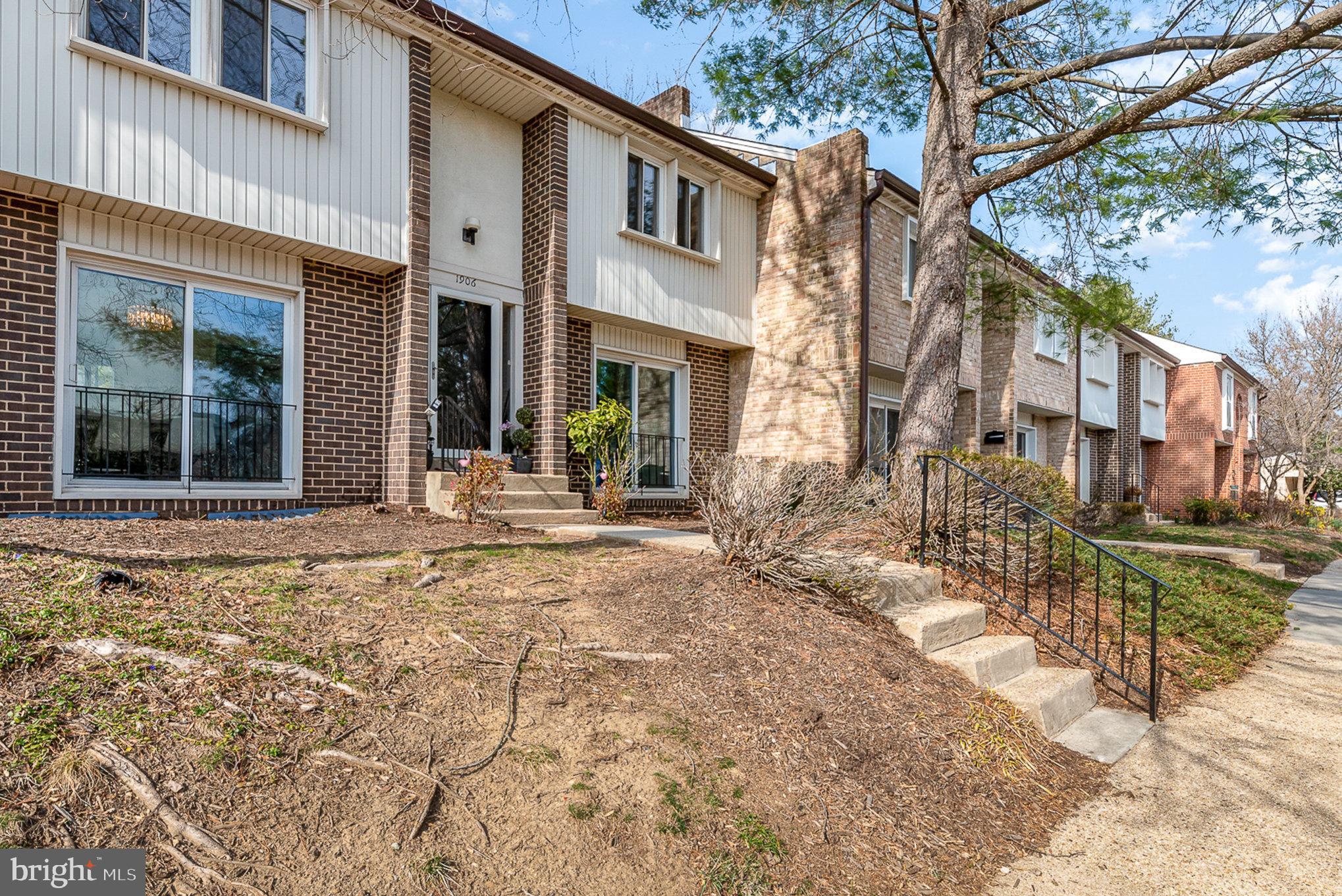 1906 Greenberry Road Baltimore, MD 21209 - Photo 23 of 28 Gallery Image 23