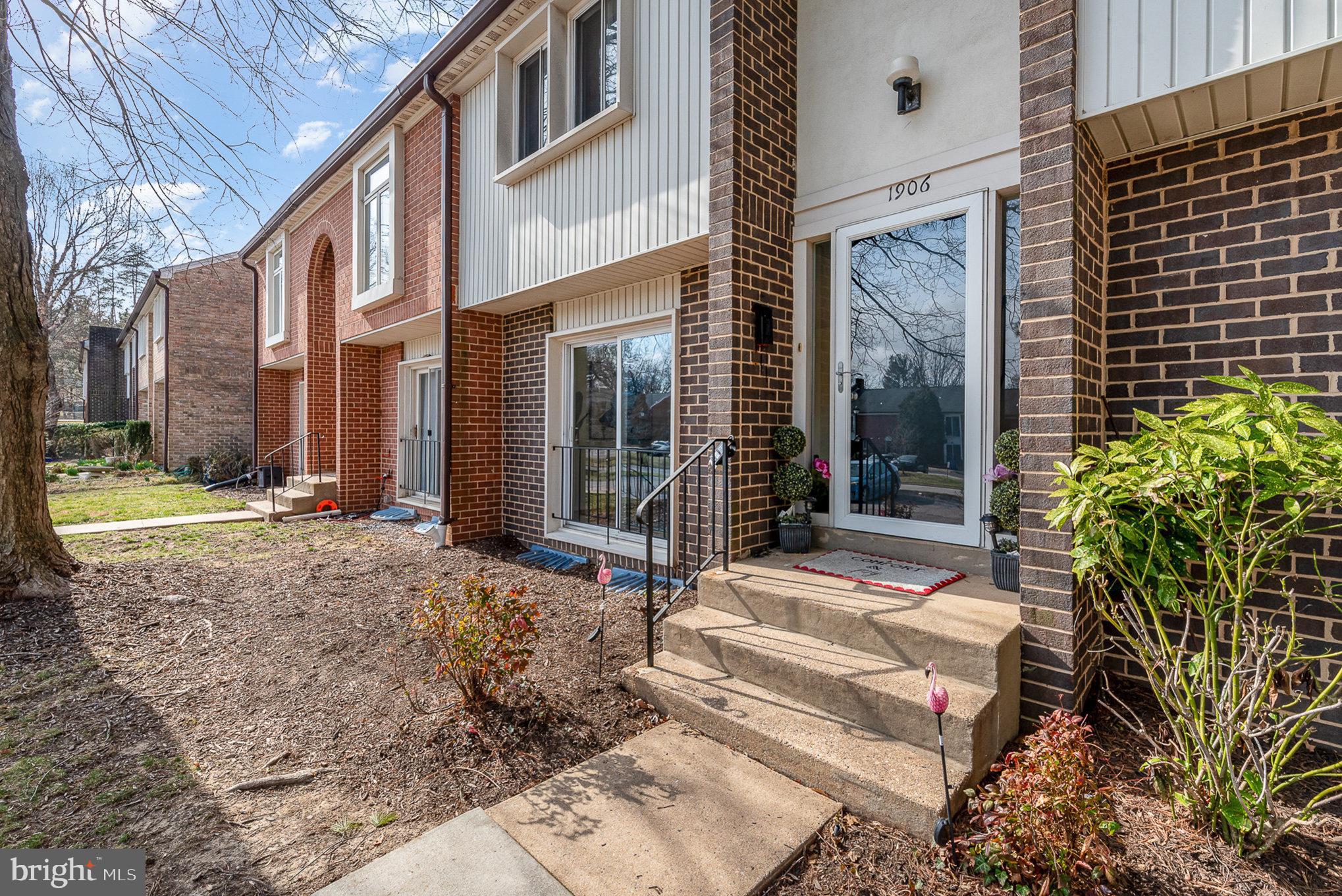 1906 Greenberry Road Baltimore, MD 21209 - Photo 24 of 28 Gallery Image 24