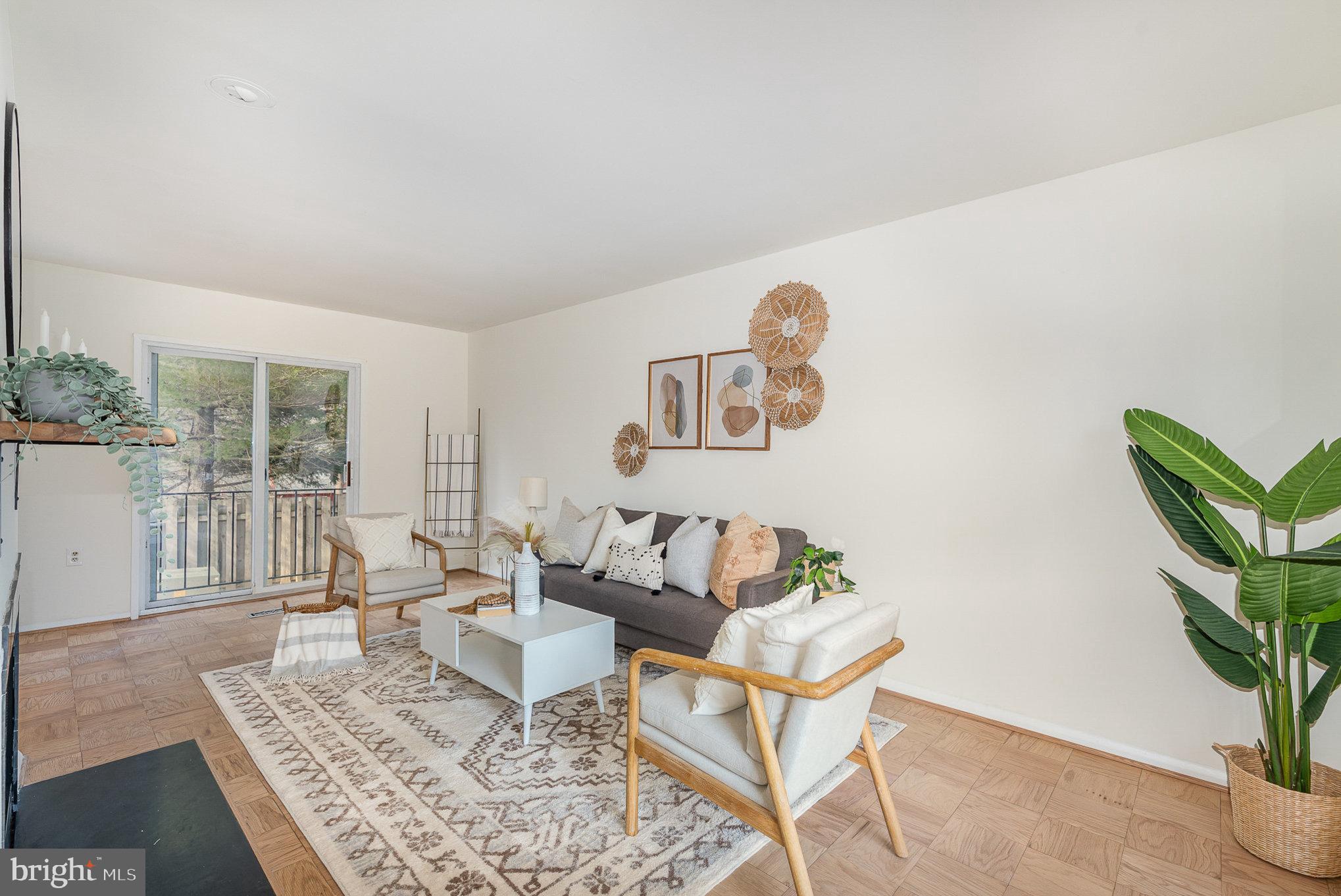 1906 Greenberry Road Baltimore, MD 21209 - Photo 3 of 28 Gallery Image 3