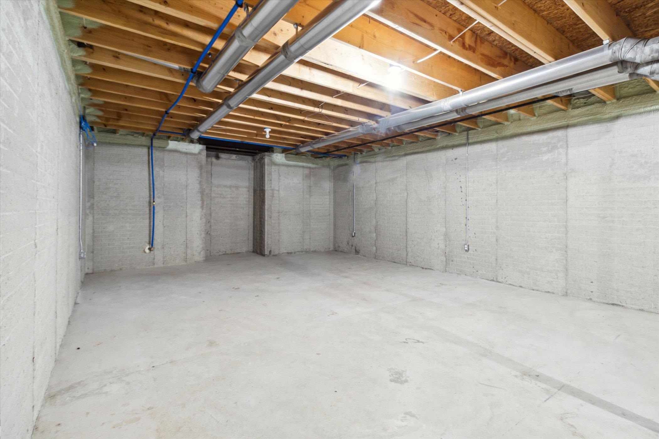 2372 Kronner Road Columbus, MI 48063 - Photo 57 of 66 50137839-978cd297-a8f0-4f51-9d21-7661d5bff106.JPG