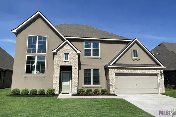 $379,000 | 2119 Dovefield Avenue, Unit 2119, Zachary, LA 70791