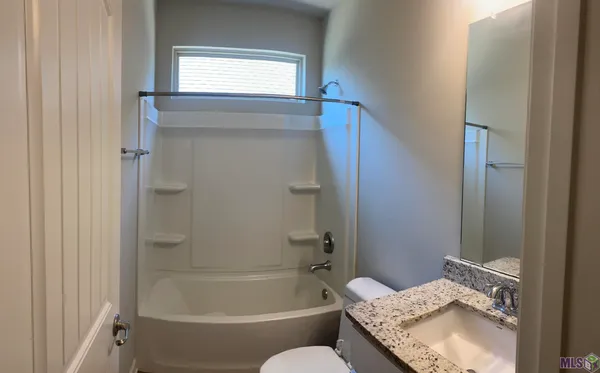 $379,000 | 2119 Dovefield Avenue, Unit 2119, Zachary, LA 70791