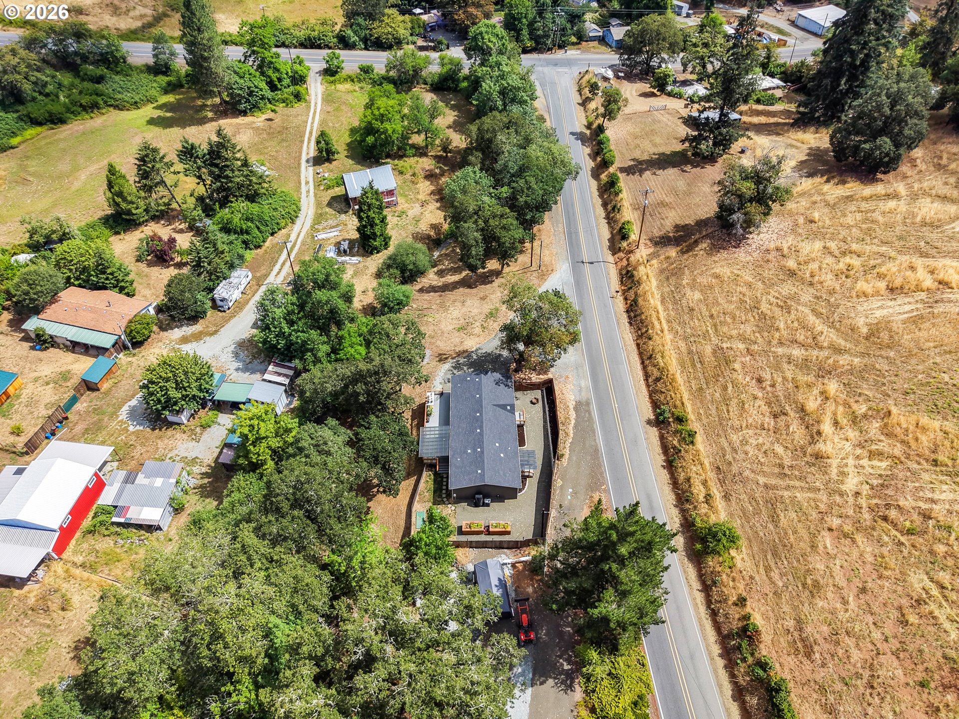 4458 Shoestring Road Riddle, OR 97469 - Photo 33 of 43