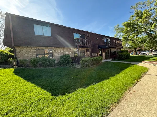 $1,650 | 11636 Roberts Street, Unit 4, Mokena, IL 60448