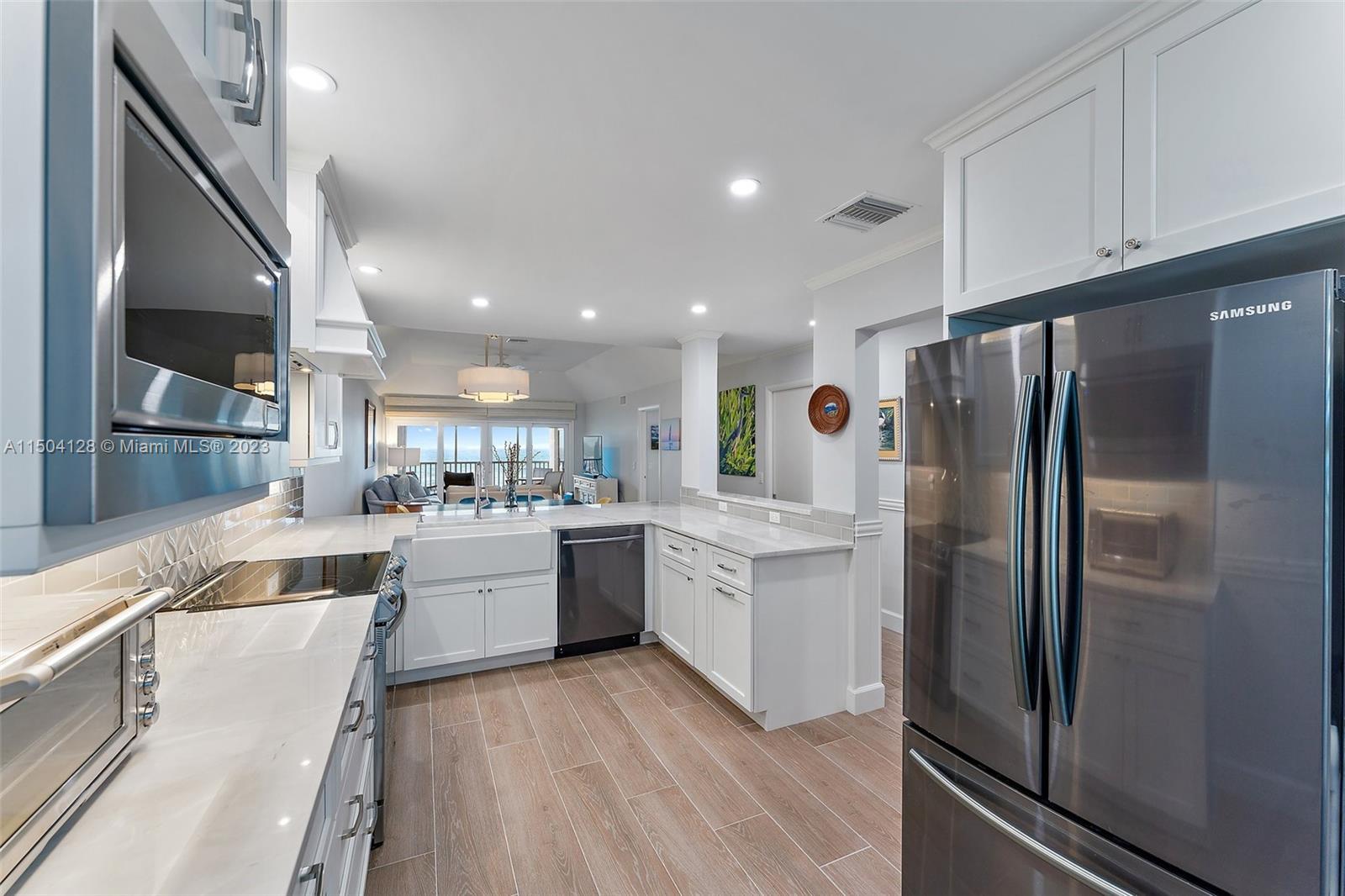 529 Northeast Plantation Road, Unit 408 Stuart, FL 34996 - Photo 13 of 48 Gallery Image 13