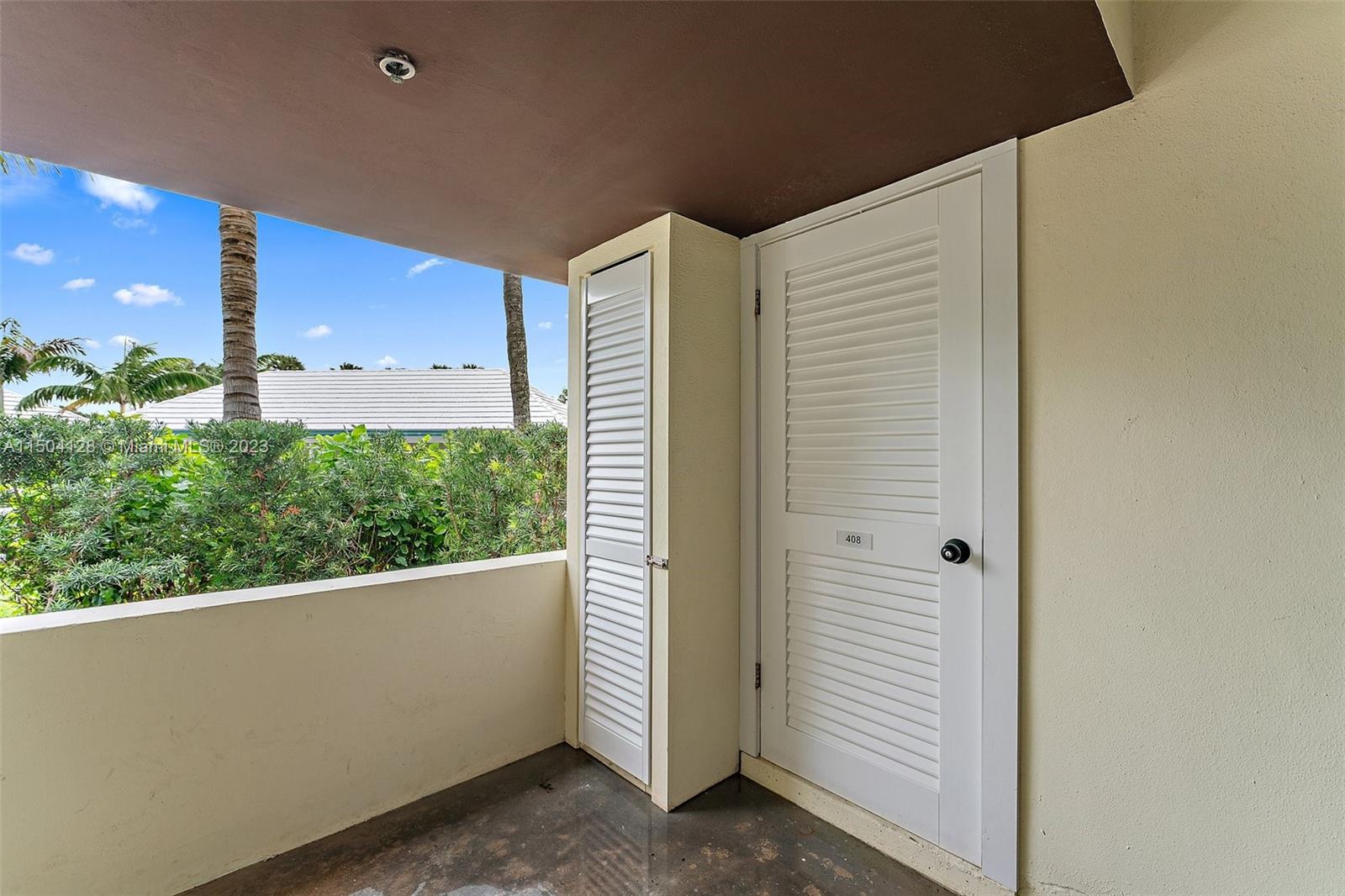 529 Northeast Plantation Road, Unit 408 Stuart, FL 34996 - Photo 32 of 48 Gallery Image 32