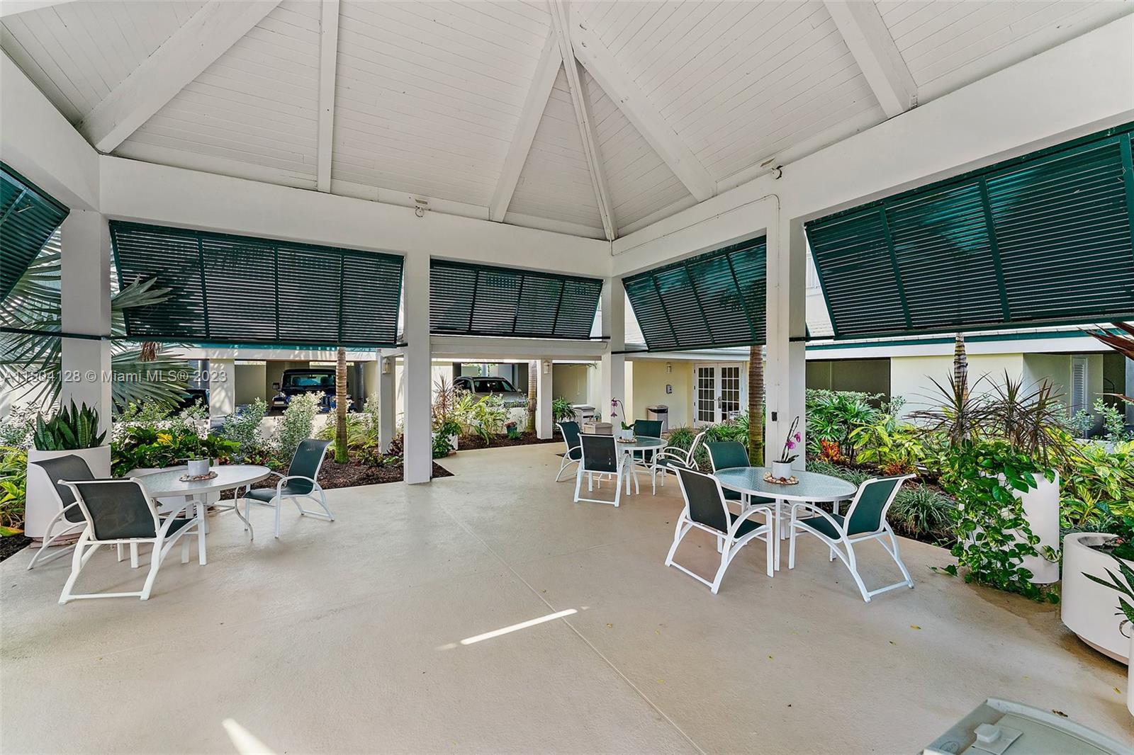 529 Northeast Plantation Road, Unit 408 Stuart, FL 34996 - Photo 33 of 48 Gallery Image 33