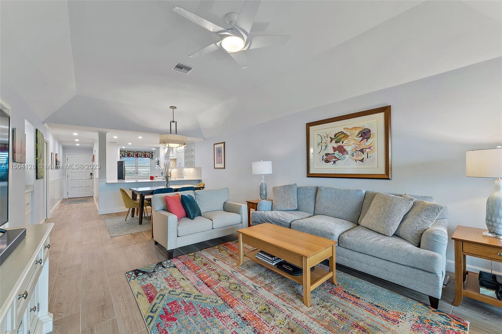 529 Northeast Plantation Road, Unit 408 Stuart, FL 34996 - Photo 5 of 48 Gallery Image 5