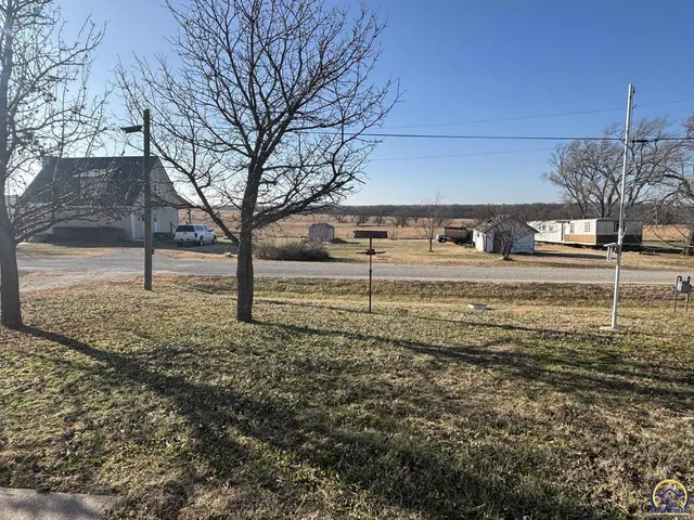 $105,000 | 502 Vine Street, Cottonwood Falls, KS 66845