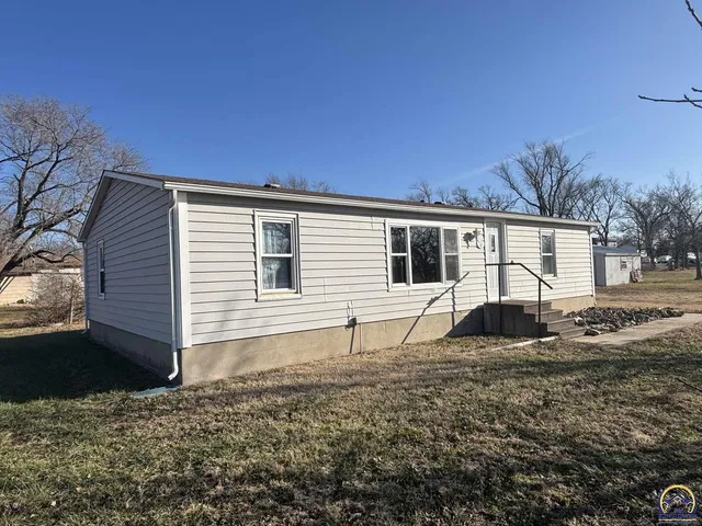 $105,000 | 502 Vine Street, Cottonwood Falls, KS 66845