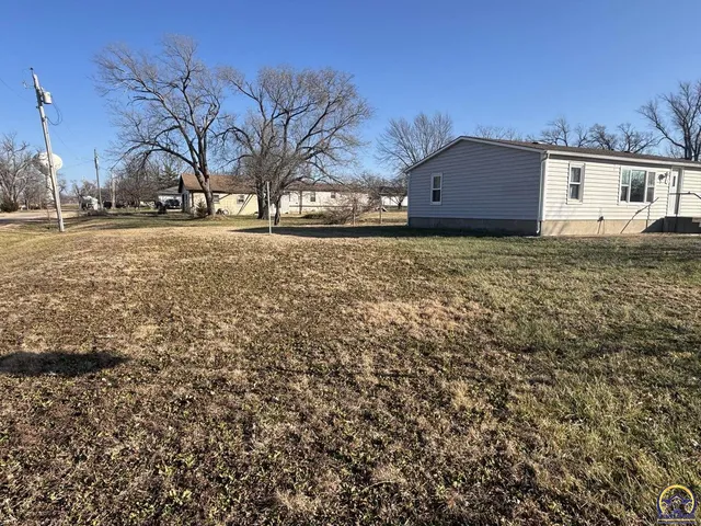 $105,000 | 502 Vine Street, Cottonwood Falls, KS 66845