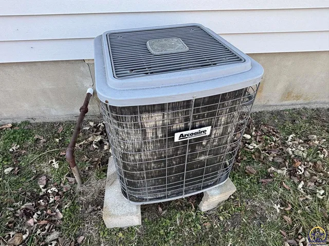 $105,000 | 502 Vine Street, Cottonwood Falls, KS 66845