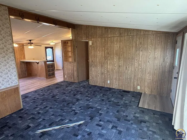 $105,000 | 502 Vine Street, Cottonwood Falls, KS 66845